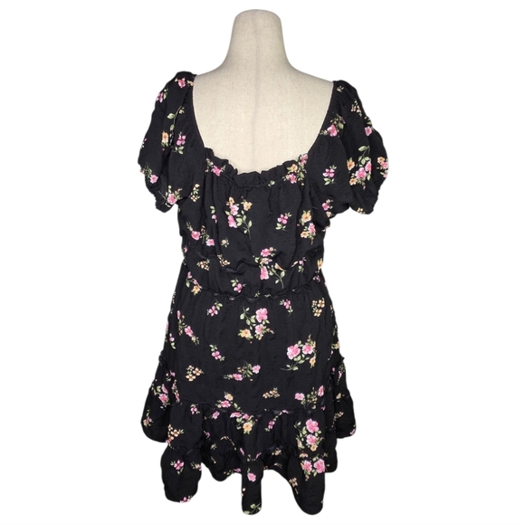 Arula Black Floral Puff Sleeve Tiered Mini Dress Size X Plus Size - Picture 4 of 7